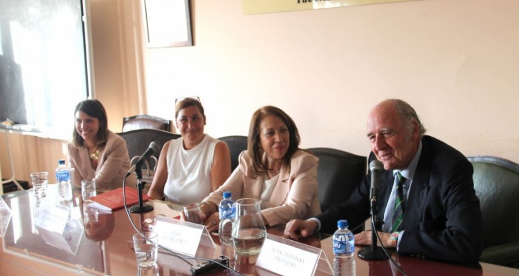 Aldana Rohr, Silvina Gonzlez Napolitano, Elsa lvarez Rua y Juan Antonio Travieso