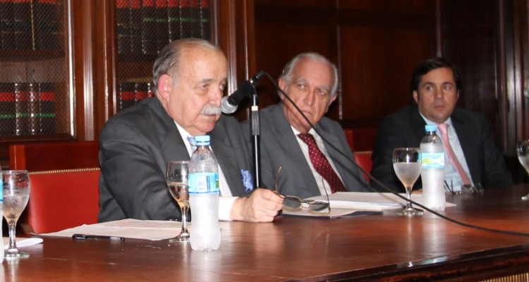 Jorge R. Vanossi, Carlos F. Balbn, Jos O. Cass, Ricardo Gil Lavedra y Juan Manuel lvarez Echage