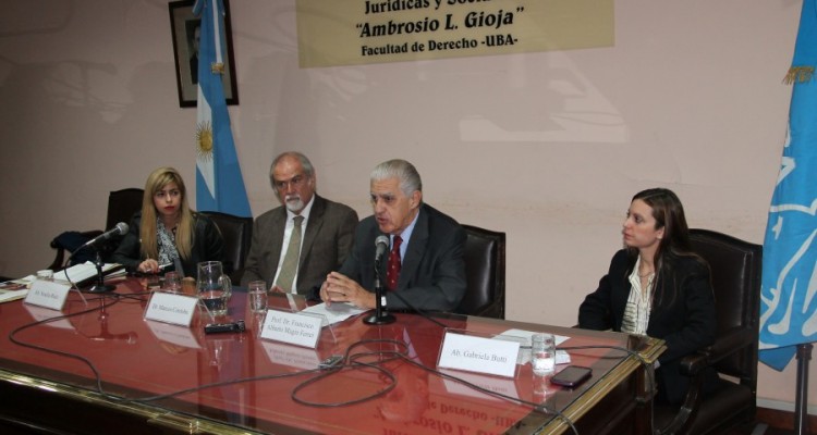 Noelia Ruiz, Marcos M. Crdoba, Francisco Alberto Magin Ferrer y Gabriela Butti