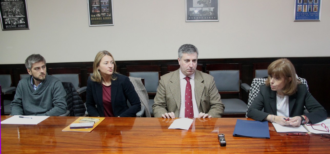 Matas Crolla, Mara Eugenia Marichal, Juan Sluman y Sandra C. Negro