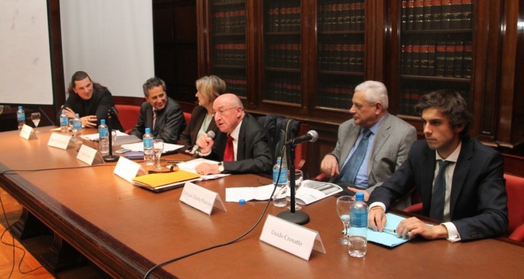 Guillermo Moro, Renato Rabbi-Baldi Cabanillas, Isabel Novosad, Robert Alexy, Enrique Zuleta Puceiro y Guido L. Croxatto