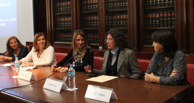 Rita Gajate, Adela Segu, Pamela Tolosa, Mary Beloff y Nancy Cardinaux