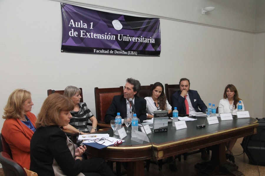 Sandra Negro, Leila Devia, Silvia Nonna, Alberto Moreira, Magdalena Garca Ellorio, Christian Sommer y Claudia Oviedo