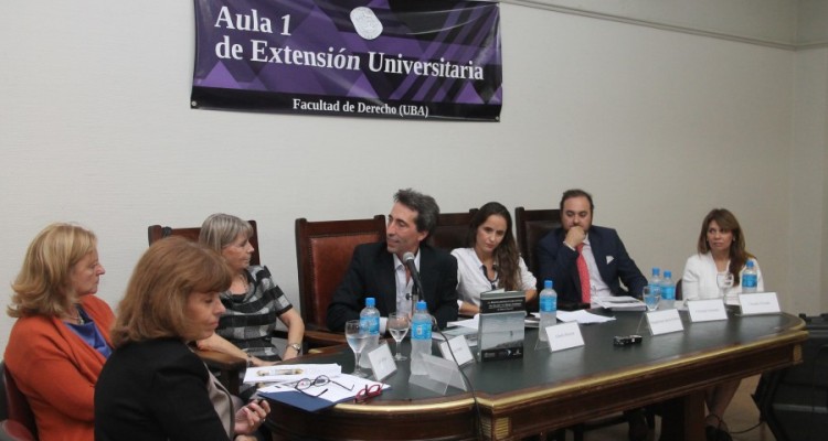 Sandra Negro, Leila Devia, Silvia Nonna, Alberto Moreira, Magdalena Garca Ellorio, Christian Sommer y Claudia Oviedo