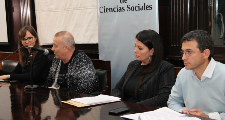 Silvina Pezzetta, Andrs Gil Domnguez, Clara Correa y Martn Scotto