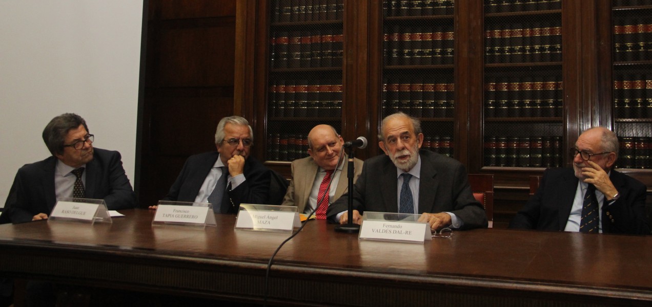 Juan Delgue, Francisco Tapia Guerrero, Miguel Ángel Maza, Fernando Valdés Dal-Re y Mario Ackerman