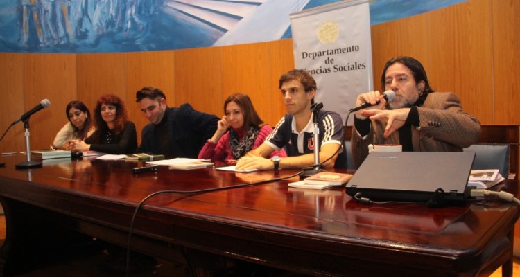 Mara Rosa vila, Ana Arzoumanian, Julin Axat, Andrea Gastron, Guido Croxatto y Ricardo Rabinovich-Berkman