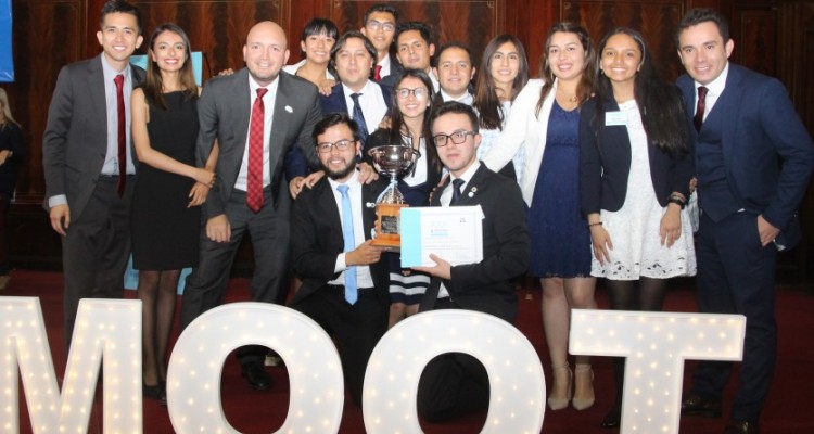 La Universidad ganadora de la competencia fue la Universidad Nacional de Colombia (Colombia)