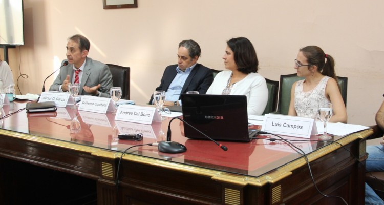 Julieta Lobato, Hctor O. Garca, Guillermo Gianibelli, Andrea Del Bono, Victoria Gallo y Luis Campos