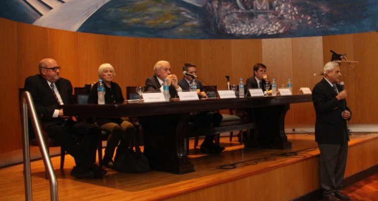 Pablo Vadori, Zelmira Bottini, Jorge Berbere Delgado, Juan Pablo Alonso, Nicols Laferriere y Enrique Zuleta Puceiro