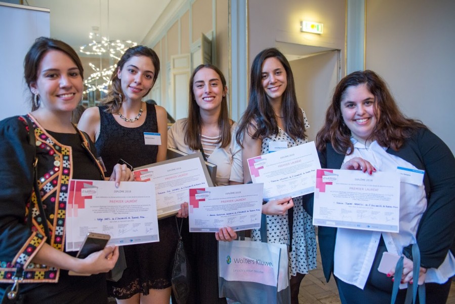 Katya Hartl, Mariana Cordero, Laura Rossello, Florencia Wajnman y Karina Sabatini 