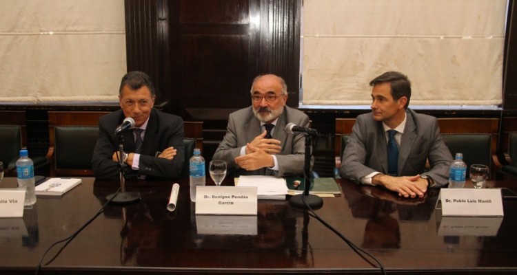 Alberto Dalla Via, Benigno Pends Garca y Pablo L. Manili