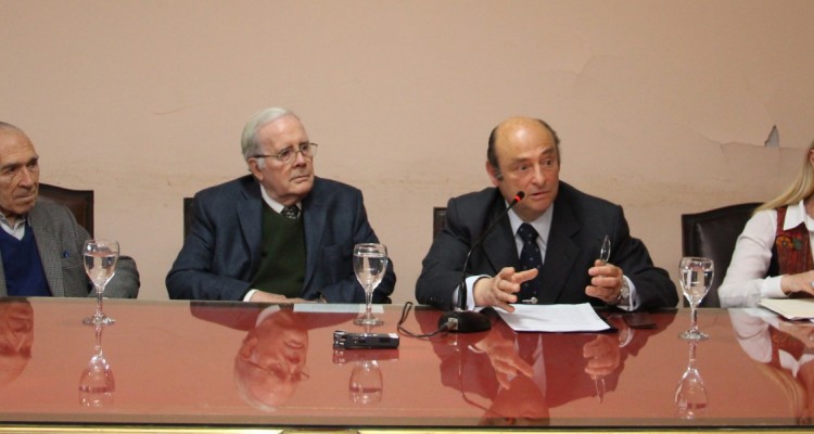 Abelardo Levaggi, Tulio Ortiz, Alberto David Leiva y Mara del Carmen Maza 