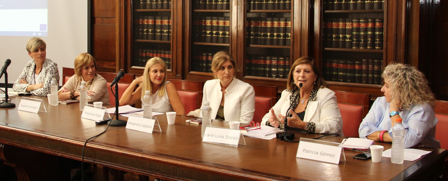 Silvana Mondino, Susana Campari, Alejandra Tadei, Alejandra Lzzaro, Mara Luisa Storani y Patricia Gmez