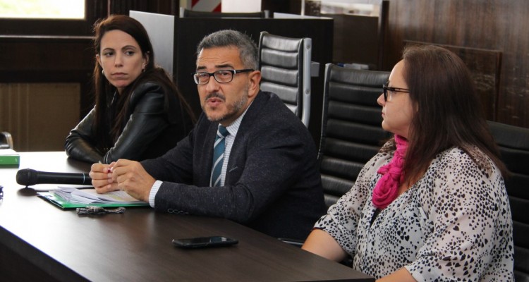 Nadia Espina, Diego Silva Forne y Gabriela L. Gusis