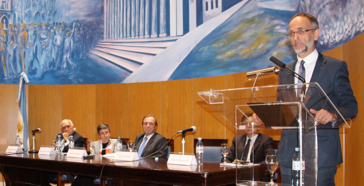 Ricardo Gil Lavedra, Delia Ferreira Rubio, Marcelo Gebhardt, Jorge Fontevecchia y Carlos F. Balbín