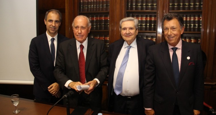 Mariano Genovesi, Jorge R. Vanossi, Alberto Bueres y Alberto R. Dalla Via
