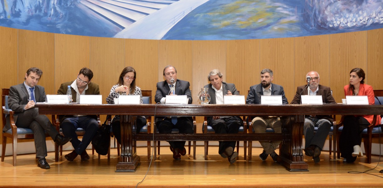 Javier Lancestremere, Julin Axat, Mara Fernanda Rodrguez, Marcelo Gebhardt, Gabriel Astarloa, Arturo Pozzali, Luis Duacastella y Laura Grindetti