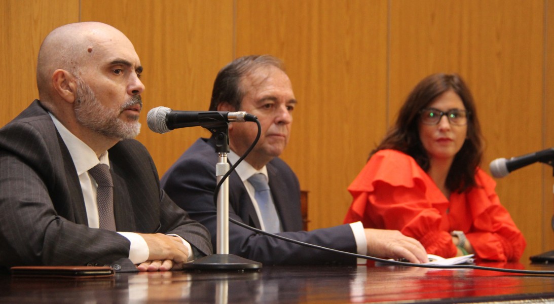 Eduardo Bertoni, Marcelo Gebhardt y Eugenia Braguinsky