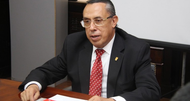 Enrique Larios