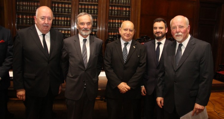 Entrega del doctorado <i>honoris</i> causa de la UBA al profesor Alain Supiot