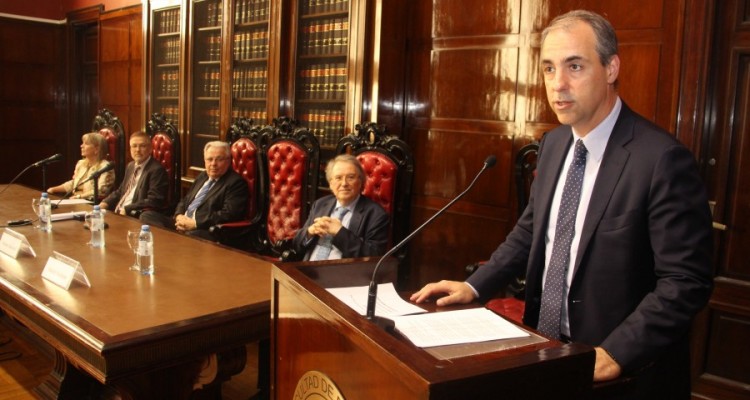 Mariano Genovesi, quien tuvo a su cargo la laudatio acadmica.