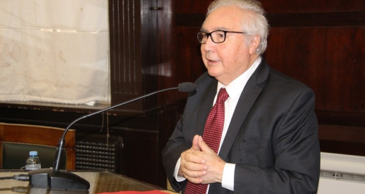 Manuel Castells