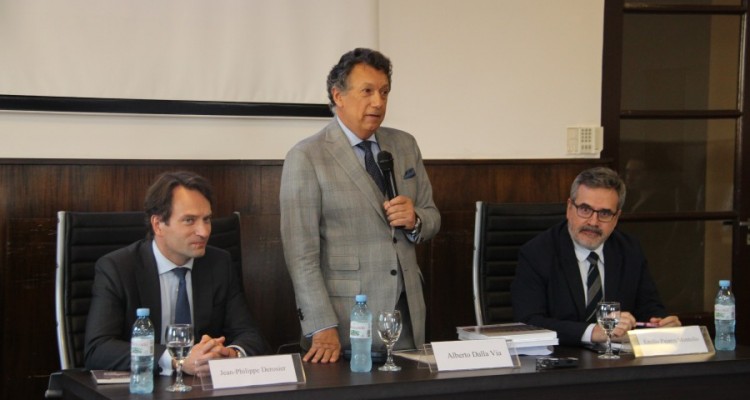 Jean-Philippe Derosier, Alberto R. Dalla Via y Emilio Jos Pajares Montolio