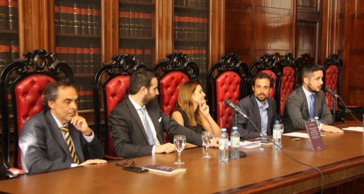 Ral Gustavo Ferreyra, Diego A. Dolabjian, Mara Fernanda Lombardo, Mario F. Cmpora y Leandro A. Martnez