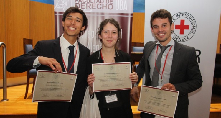 Equipo ganador: Roco Ailn Anriquez Anlauf, Gernimo Miguel Comba y Julin Federico Silva, Universidad Nacional de Mar del Plata. 