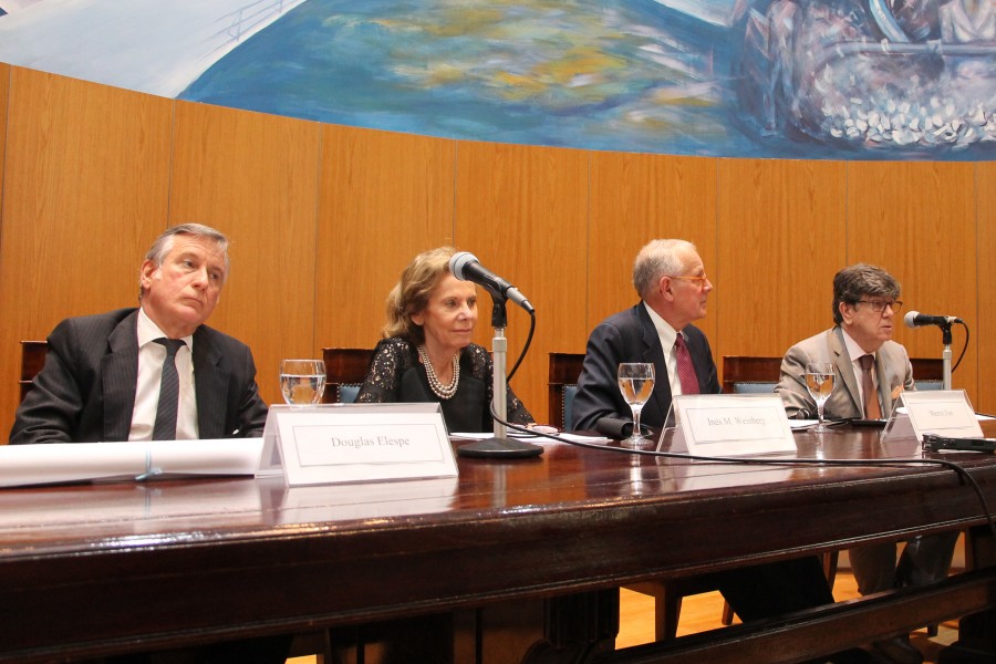 Douglas Elespe, Ins Weinberg, Merritt Fox y Juan Vicente Sola