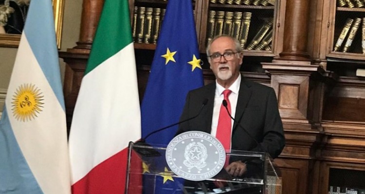 La República de Italia reconoce el mayor grado al mérito al profesor Marcos Córdoba