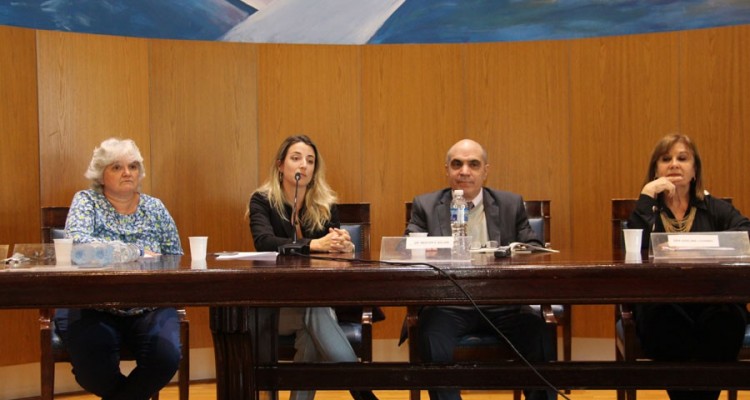 Andrea Prez, Paula Mayor, Nstor Solari y Adelina Loianno