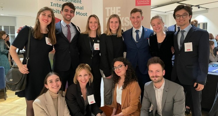 El equipo de la Facultad alcanz el cuarto puesto en la competencia Foreign Direct Investment International Arbitration Moot