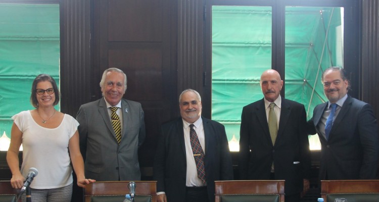  Florencia Alemanno, Guillermo J. H. Mizraji, Marcelo Castrogiovanni, Carlos Mara Negri y Marcelo Andrade Fres