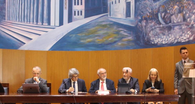 Graciela Ignacio, Hugues Fulchiron, Leandro Vergara, Marcos Crdoba, Jorge Berbere Delgado, Ursula Basset, Franco Rodrguez Obregn y Bianca Daniela Devoto