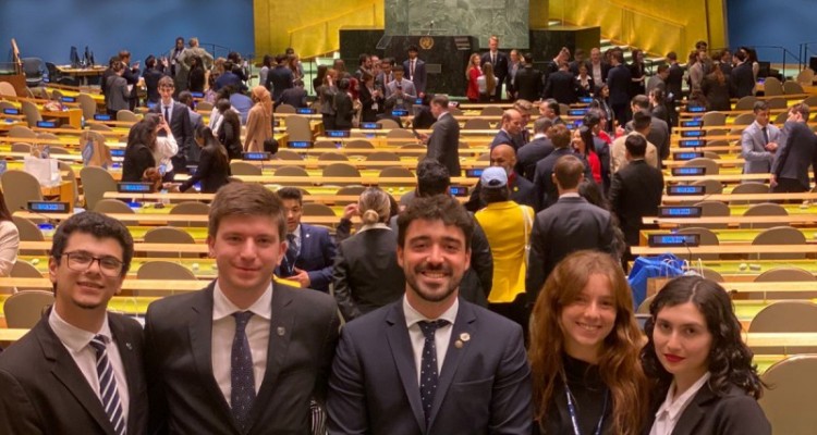 Participacin destacada del equipo representativo en la NMUN de Nueva York