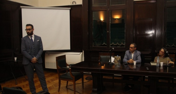 Presentacin del libro <i>Fusiles en el Paragero</i>