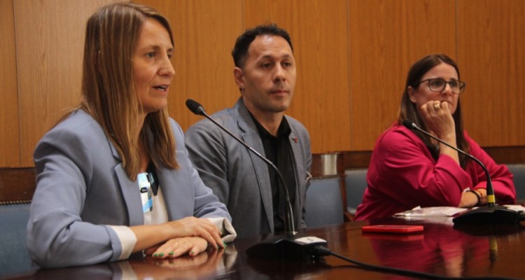 Pamela Tolosa, Juan G. Corvaln y Laura M. Giosa