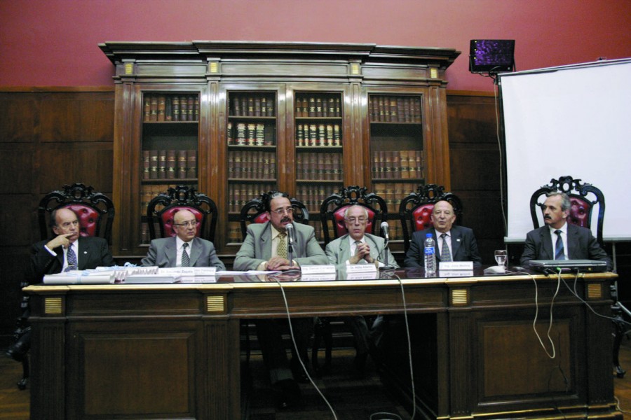 Acto de clausura y graduacin de la Especializacin en Regulacin Energtica