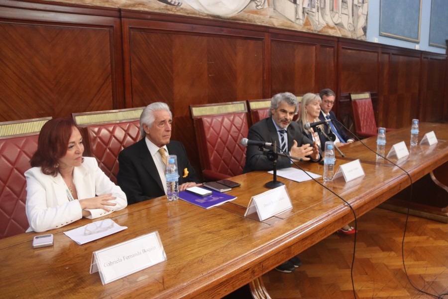 Grabiela Fernanda Boqun, Daniel Roque Vtolo, Leandro Vergara, Silvia Nonna y Lucas Bettendorff