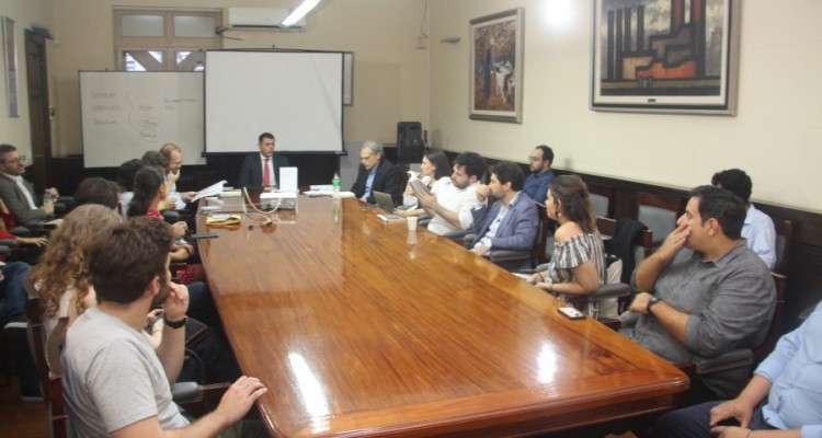 Presentacin del libro <i>Teora e Ideologa Constitucional</i>