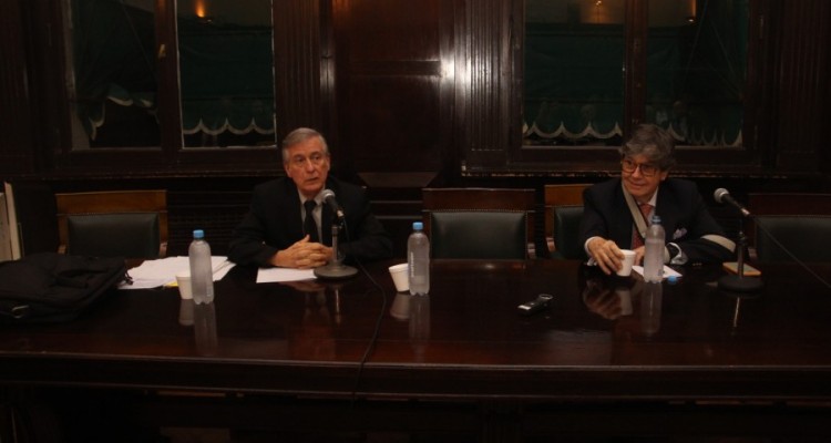 Douglas Elespe y Juan V. Sola
