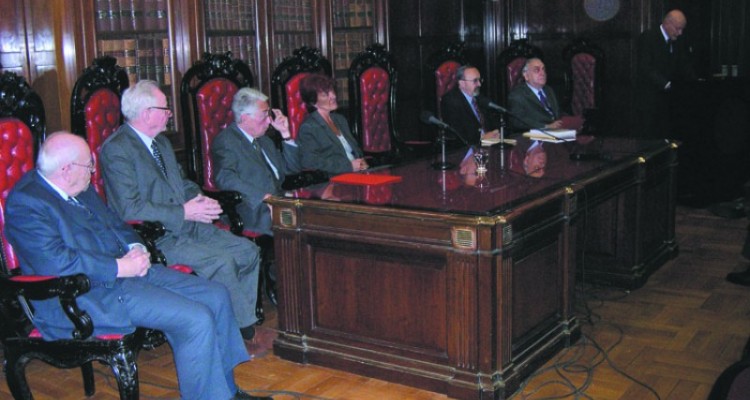 Carlos G. Frontera, Eduardo Martir, Eduardo Ventura, Monica Pinto, Eduardo Conesa, Jos M. Daz Couselo y Vctor Tau Anzotegui