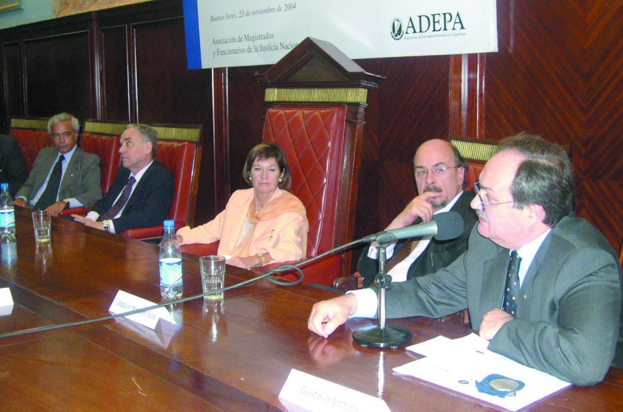 Miguel ngel Caminos, Lauro F. Laio, Elena Highton de Nolasco, Joaqun Morales Sola y Gustavo Vittori 