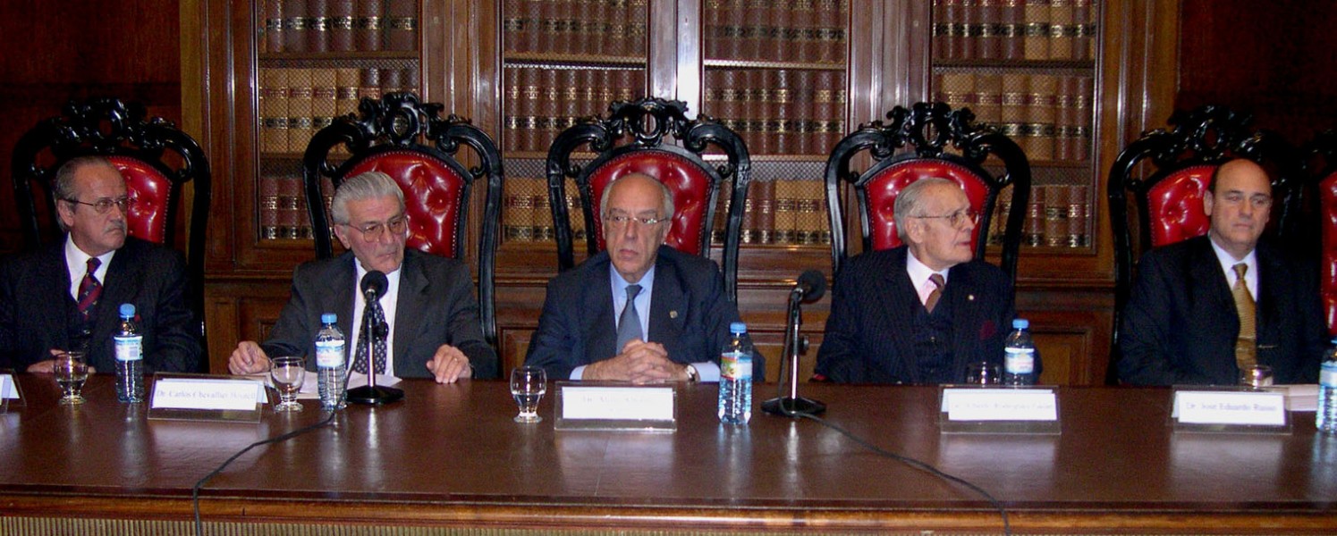 Santos Cifuentes, Carlos Chevallier Boutell, Atilio Alterini, Alberto Rodrguez Galn y Jos Eduardo Russo