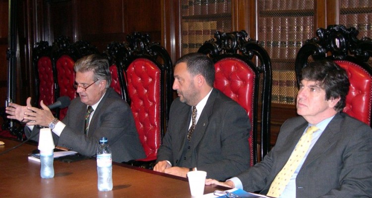Juan M. Casella, Ricardo M. Snchez y Juan V. Sola