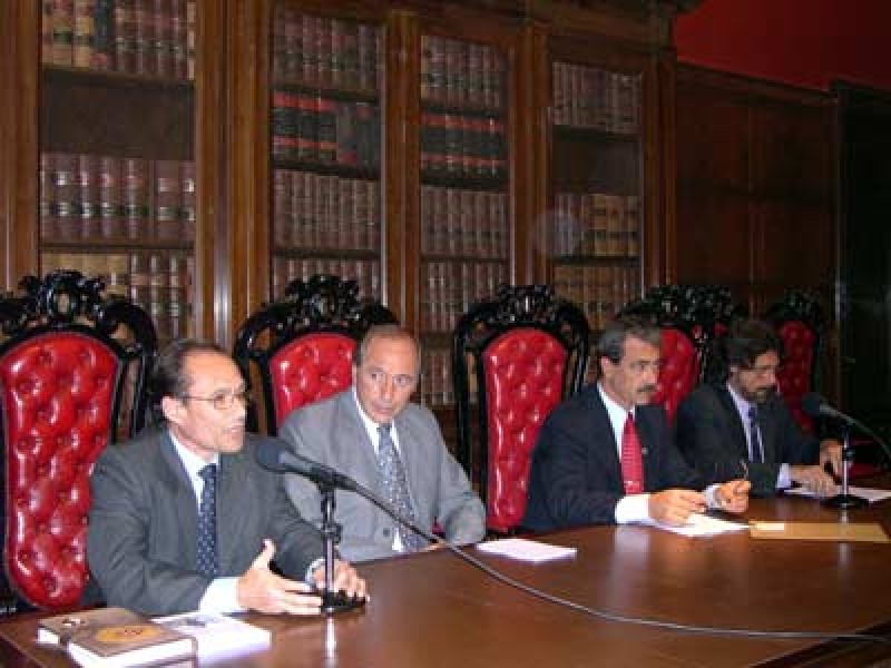 Jorge Garca, Eugenio Zaffaroni, Ricardo lvarez y Daniel Erbetta