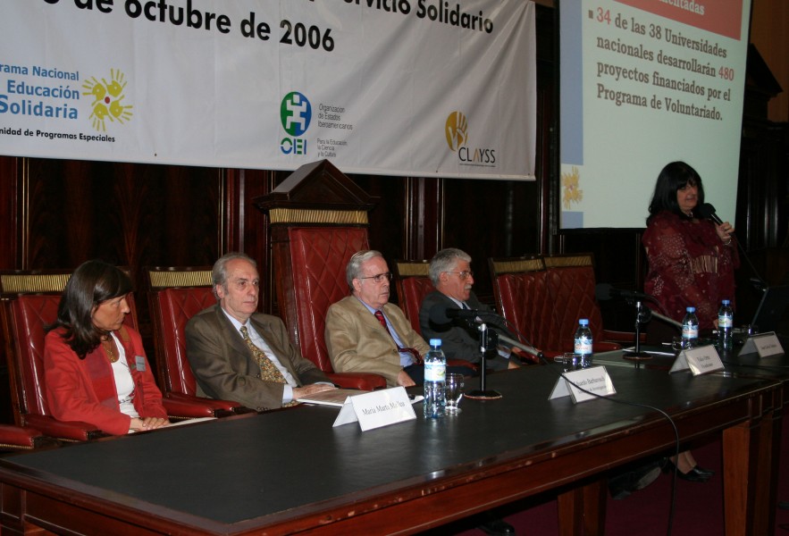 Mara Marta Mallea, Eduardo Barbarosch, Tulio Ortiz, Juan Carlos Tedesco y Mara Nieves Tapia