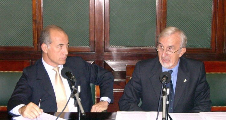 Eduardo Oteiza y Michele Taruffo